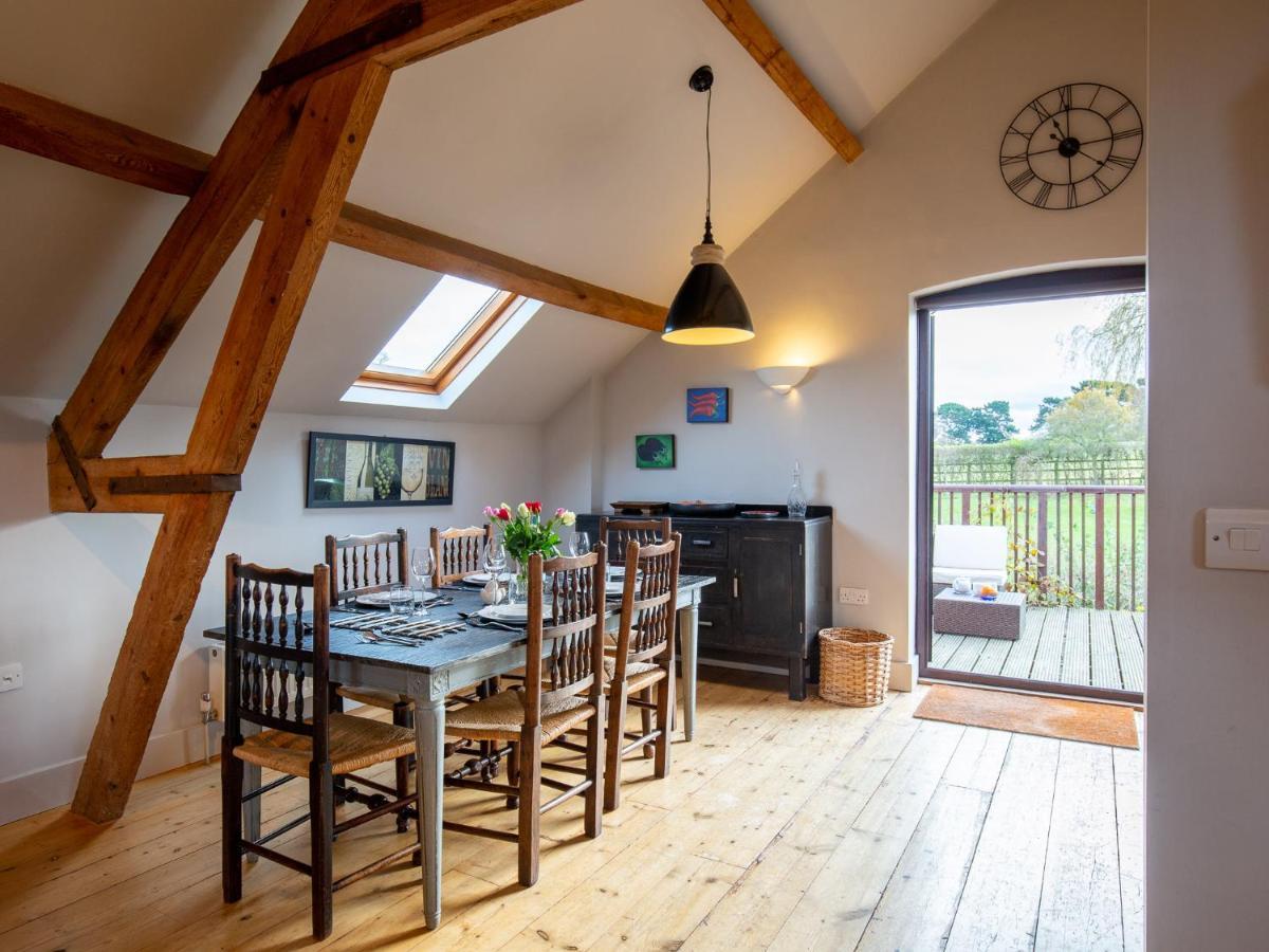 Вилла Granary At Rectory Farm Wolford Экстерьер фото