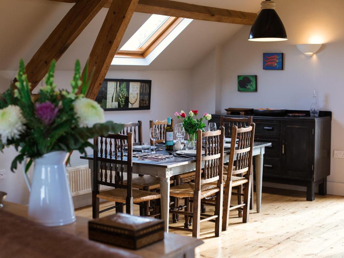 Вилла Granary At Rectory Farm Wolford Экстерьер фото